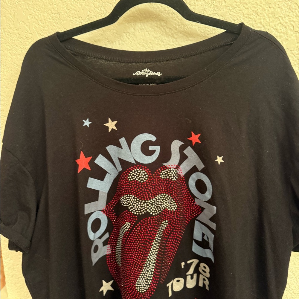 T-Shirt  Music  Glam Rock Rolling Stones Black Graphic Rhinestone. Glam and Edgy - Picture 2 of 16